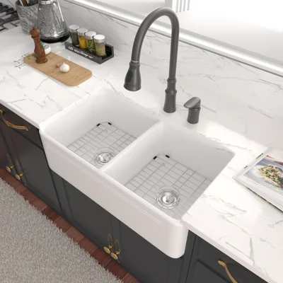 Double kitchen sink with apron front